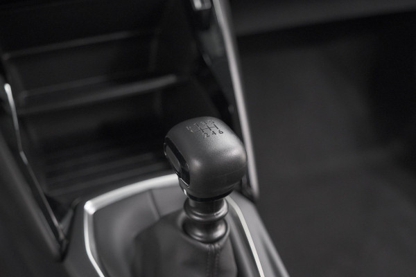 Peugeot 208 PureTech 100 Active Pack | Parkeersensoren | Apple Carplay | Cruise Control