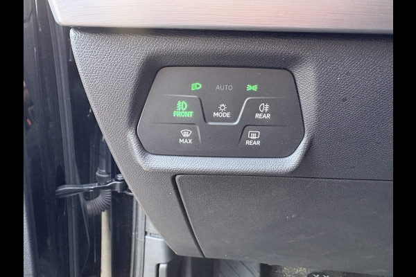 Seat Leon 1.5 TSi 150pk FR Launch Edition CAMERA/KEYLESS/CARPLAY/ADAPT/CRUISE/PDC/18INCH