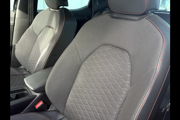 Seat Leon 1.5 TSi 150pk FR Launch Edition CAMERA/KEYLESS/CARPLAY/ADAPT/CRUISE/PDC/18INCH