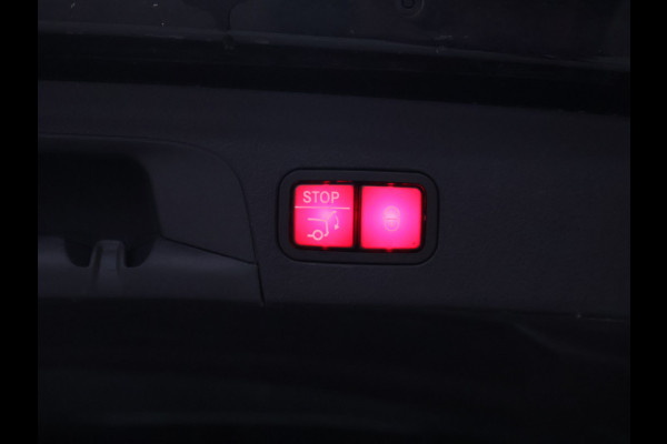 Mercedes-Benz GLE 350 e 4MATIC AMG Sport [SCHUIFKANTELDAK, TREKHAAK, MEMORY SEATS, CRUISE CONTROL, BURMESTER, ACHTERUITRIJCAMERA, PDC V+A, STOELVERWARMING, NIEUWSTAAT]