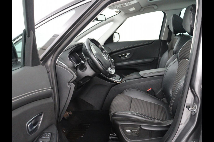 Renault Grand Scénic 1.3 TCe Bose 7 Persoons | Panoramadak | Head-Up | Trekhaak | Half leder | Massage | Carplay | Camera | Navigatie | Full LED | Cruise control | Parkeerhulp | Climate control