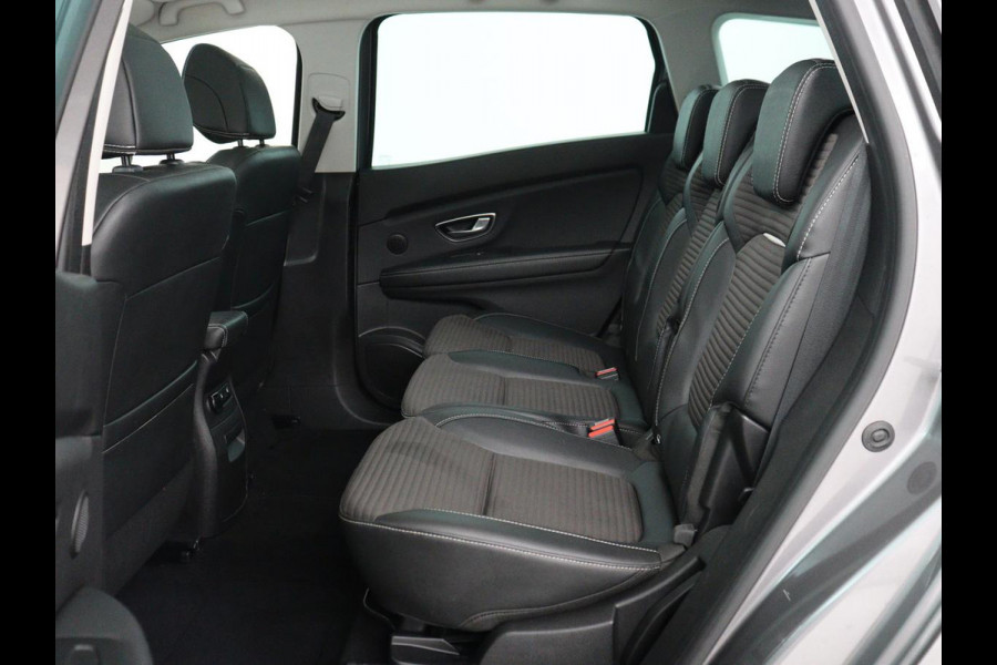 Renault Grand Scénic 1.3 TCe Bose 7 Persoons | Panoramadak | Head-Up | Trekhaak | Half leder | Massage | Carplay | Camera | Navigatie | Full LED | Cruise control | Parkeerhulp | Climate control