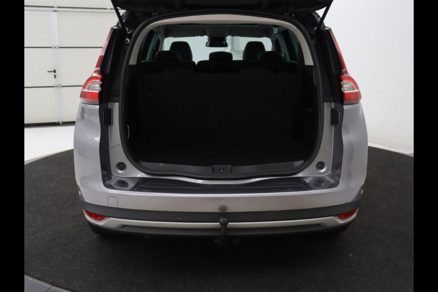 Renault Grand Scénic 1.3 TCe Bose 7 Persoons | Panoramadak | Head-Up | Trekhaak | Half leder | Massage | Carplay | Camera | Navigatie | Full LED | Cruise control | Parkeerhulp | Climate control