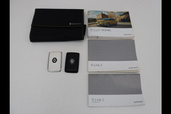 Renault Grand Scénic 1.3 TCe Bose 7 Persoons | Panoramadak | Head-Up | Trekhaak | Half leder | Massage | Carplay | Camera | Navigatie | Full LED | Cruise control | Parkeerhulp | Climate control