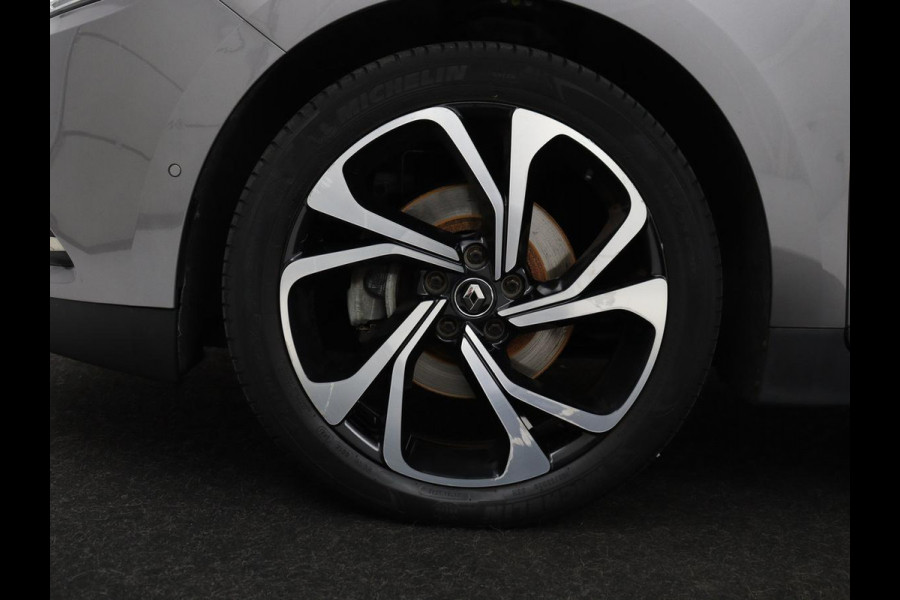 Renault Grand Scénic 1.3 TCe Bose 7 Persoons | Panoramadak | Head-Up | Trekhaak | Half leder | Massage | Carplay | Camera | Navigatie | Full LED | Cruise control | Parkeerhulp | Climate control