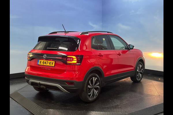 Volkswagen T-Cross 1.0 TSI Life Business, Trekhaak, Carplay, ECC, Navi
