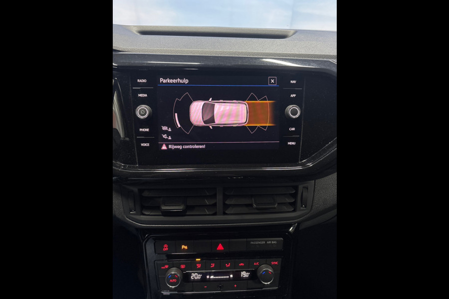 Volkswagen T-Cross 1.0 TSI Life Business, Trekhaak, Carplay, ECC, Navi