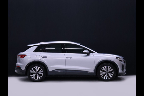 Audi Q4 e-tron 40 Advanced edition 77 kWh [TREKHAAK, ADAPTIVE CRUISE CONTROL, APPLE CARPLAY, ANDROID AUTO, PDC ACHTER, STOELVERWARMING, ELEKTRISCHE ACHTERKLEP, NIEUWSTAAT]