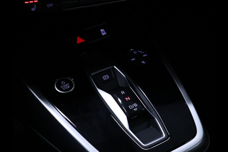 Audi Q4 e-tron 40 Advanced edition 77 kWh [TREKHAAK, ADAPTIVE CRUISE CONTROL, APPLE CARPLAY, ANDROID AUTO, PDC ACHTER, STOELVERWARMING, ELEKTRISCHE ACHTERKLEP, NIEUWSTAAT]