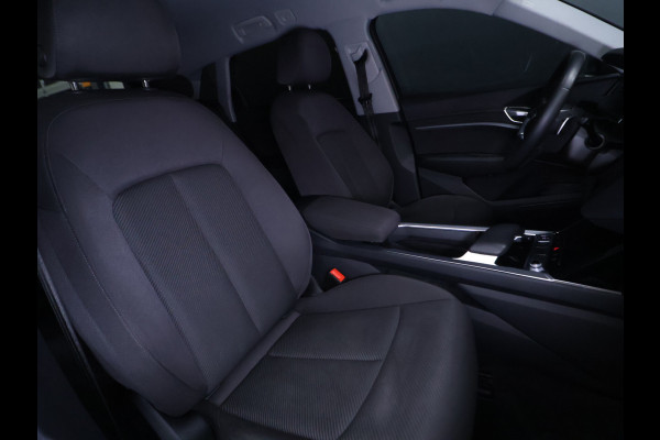 Audi e-tron 55 quattro Business edition 95 kWh [LUCHTVERING, MEMORY SEATS, CRUISE CONTROL, BLUETOOTH TELEFOON, ACHTERUITRIJCAMERA, PDC V+A, STOELVERWARMING, NIEUWSTAAT]