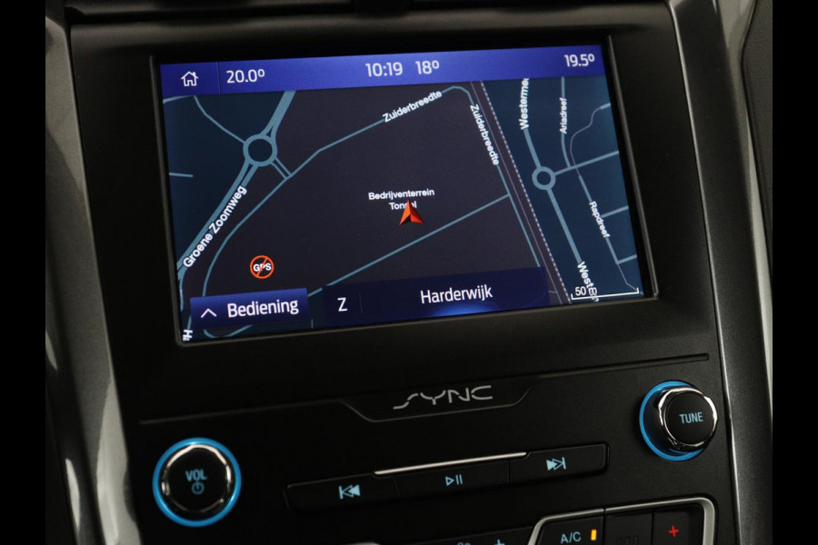 Ford Mondeo 2.0 IVCT HEV Titanium | Stoelverwarming | Carplay | Keyless | Navigatie | Verwarmde voorruit | Parkeerhulp | DAB | Climate control | Cruise control