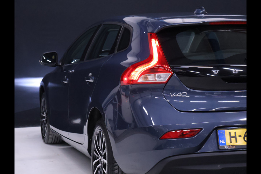 Volvo V40 1.5 T2 Polar+ [CRUISE CONTROL, BLUETOOTH TELEFOON, PDC ACHTER, STOELVERWARMING, AUTOMATISCHE AIRCO, LED KOPLAMPEN, NIEUWSTAAT]