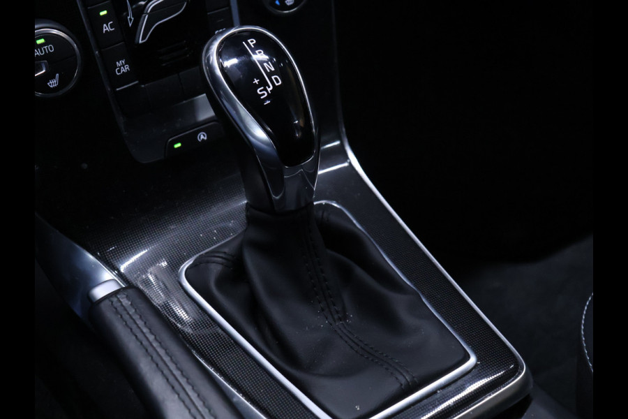 Volvo V40 1.5 T2 Polar+ [CRUISE CONTROL, BLUETOOTH TELEFOON, PDC ACHTER, STOELVERWARMING, AUTOMATISCHE AIRCO, LED KOPLAMPEN, NIEUWSTAAT]