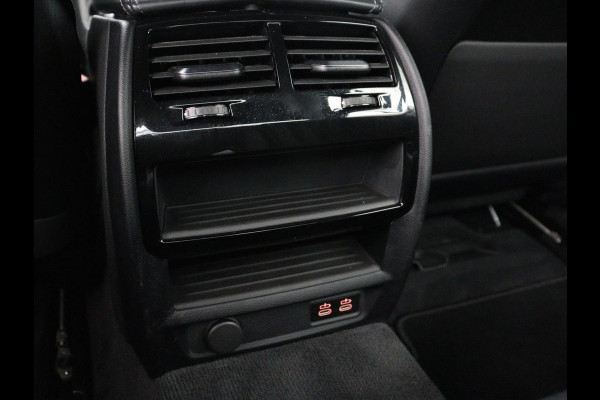 BMW 5 Serie 530d M Sport | Schuifdak | Head-Up | Nappaleder | Trekhaak | Adaptive cruise | Laserlicht | Camera | Stoelverwarming | Navigatie | 20'' | Sfeerverlichting | Park Assist | Origineel NL