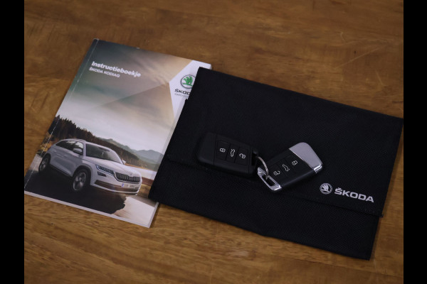 Škoda Kodiaq 1.5 TSI Business Edition Plus [SCHUIFKANTELDAK, VIRTUAL COCKPIT, TREKHAAK, MEMORY SEATS, ADAPTIVE CRUISE CONTROL, APPLE CARPLAY, 360 CAMERA, PDC V+A, STUURVERWARMING, NIEUWSTAAT]