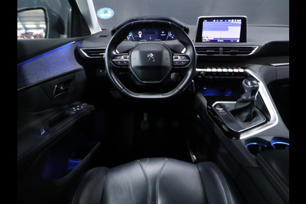 Peugeot 5008 1.2 PureTech Allure [TREKHAAK, APPLE CARPLAY, ANDROID AUTO, CRUISE CONTROL, SFEERVERLICHTING, 360 CAMERA, PDC V+A, 7-ZITTER, NIEUWSTAAT]