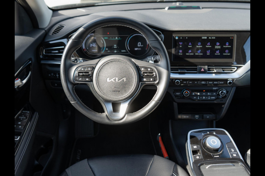 Kia e-Niro DynamicLine 64 kWh | Nederlandse dealer onderhouden auto | Navigatie | Clima |