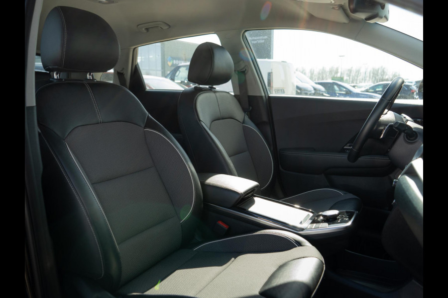 Kia e-Niro DynamicLine 64 kWh | Nederlandse dealer onderhouden auto | Navigatie | Clima |