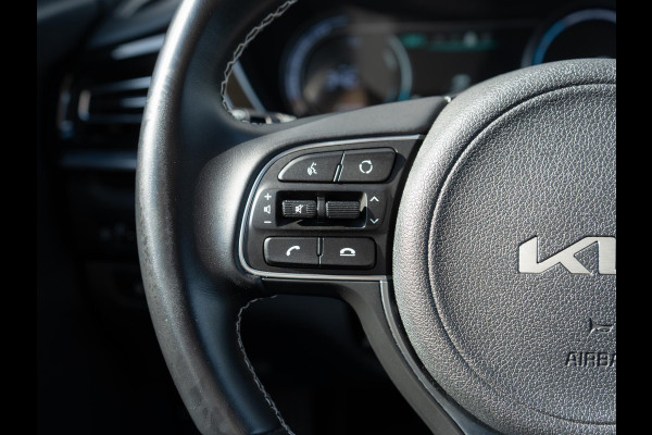 Kia e-Niro DynamicLine 64 kWh | Nederlandse dealer onderhouden auto | Navigatie | Clima |