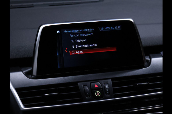 BMW 2 Serie Gran Tourer 218i 7p. Corporate Lease Executive [TREKHAAK, CRUISE CONTROL, BLUETOOTH TELEFOON, ACHTERUITRIJCAMERA, PDC V+A, STOELVERWARMING, 7-ZITTER, NIEUWTSAAT]