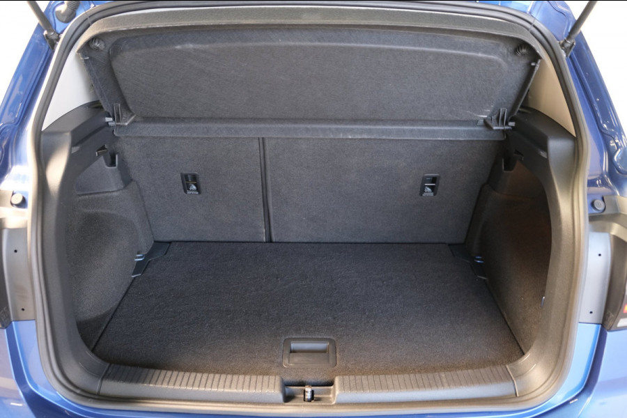 Volkswagen T-Cross 1.0 TSI Life - N.A.P. Airco, Cruise, Carplay, Camera, PDC.