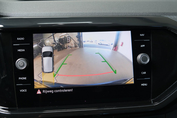 Volkswagen T-Cross 1.0 TSI Life - N.A.P. Airco, Cruise, Carplay, Camera, PDC.