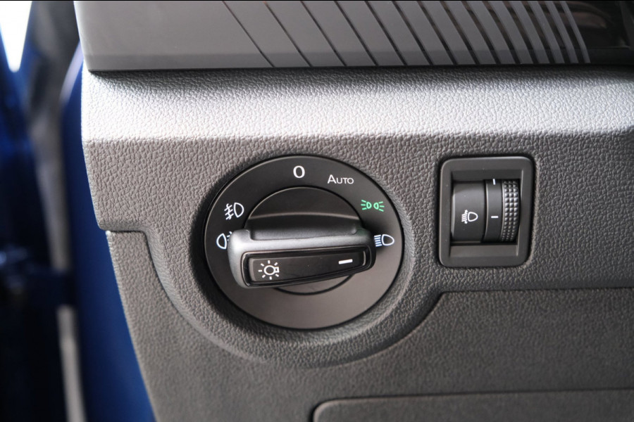 Volkswagen T-Cross 1.0 TSI Life - N.A.P. Airco, Cruise, Carplay, Camera, PDC.