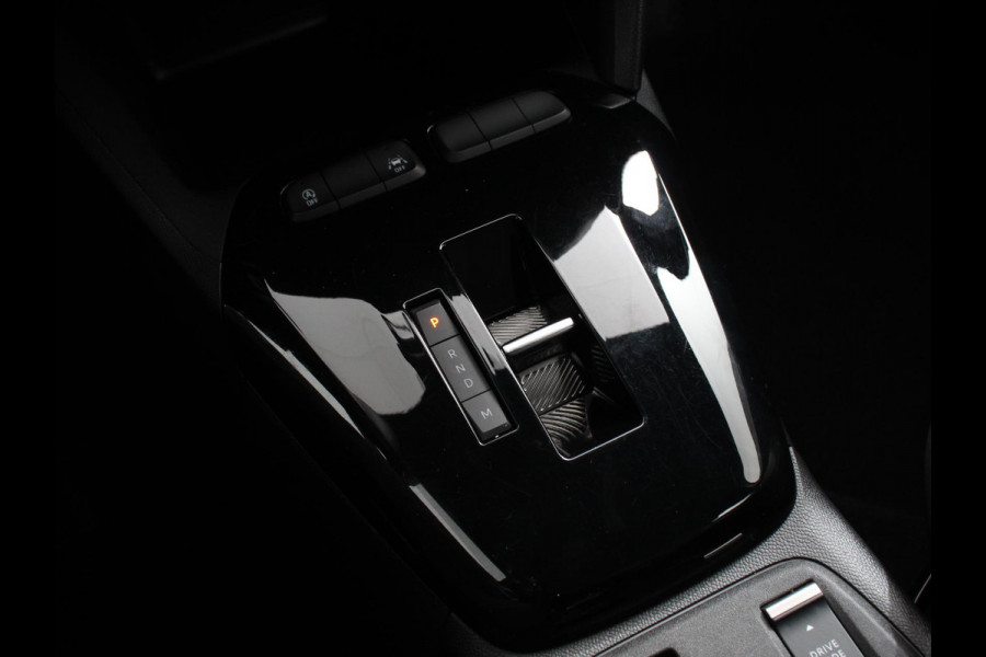 Opel Corsa 1.2 Turbo 100pk Automaat GS | Navigatie | Apple Carplay/Android Auto | Digitale Cockpit | Camera | Parkeer sensoren | Airco |