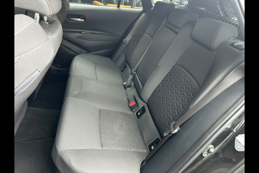 Toyota Corolla Touring Sports 1.8 Hybrid Business Plus Trekh. Apple Carplay Digi Dash Rijklaarprijs!
