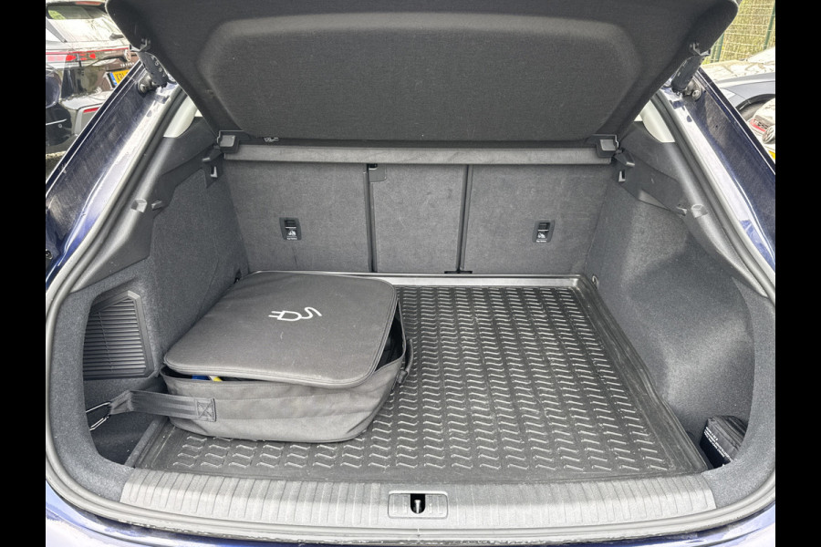 Audi Q3 Sportback 45 TFSI e 245PK BUSINESS EDITION CARPLAY/ACC/STUURVERW. WORDT VERWACHT!