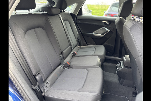 Audi Q3 Sportback 45 TFSI e 245PK BUSINESS EDITION CARPLAY/ACC/STUURVERW. WORDT VERWACHT!