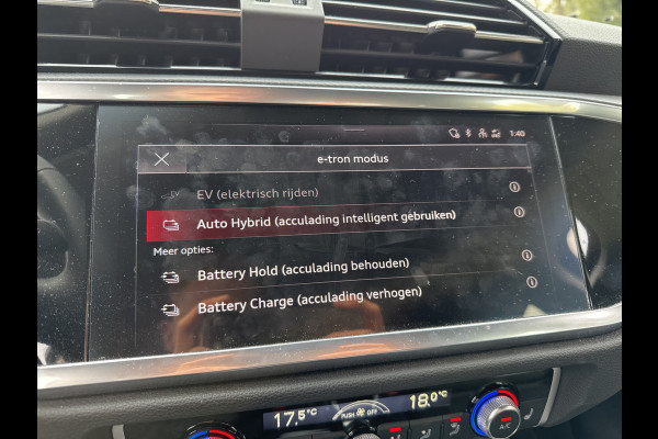 Audi Q3 Sportback 45 TFSI e 245PK BUSINESS EDITION CARPLAY/ACC/STUURVERW. WORDT VERWACHT!