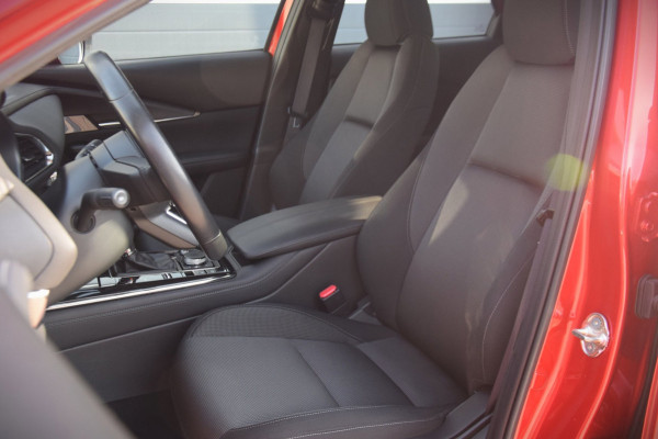 Mazda CX-30 2.0 e-SkyActiv-X M Hybrid Comfort Stuur en Stoelverwarming
