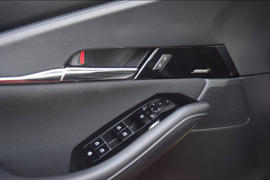 Mazda CX-30 2.0 e-SkyActiv-X M Hybrid Comfort Stuur en Stoelverwarming