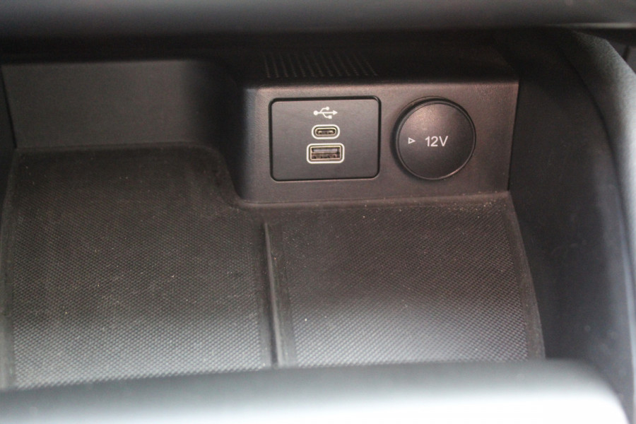 Ford Kuga 2.5 225 pk PHEV ST-Line X , 225pk , 1500kg Trekgwicht Winter Pack, Cruise Contol, Climate Control, Camera