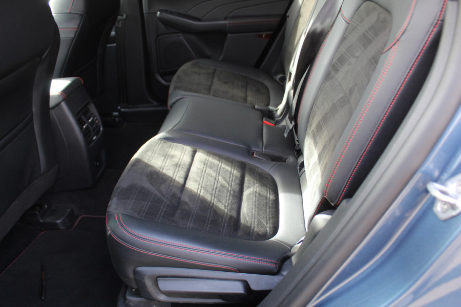 Ford Kuga 2.5 225 pk PHEV ST-Line X , 225pk , 1500kg Trekgwicht Winter Pack, Cruise Contol, Climate Control, Camera