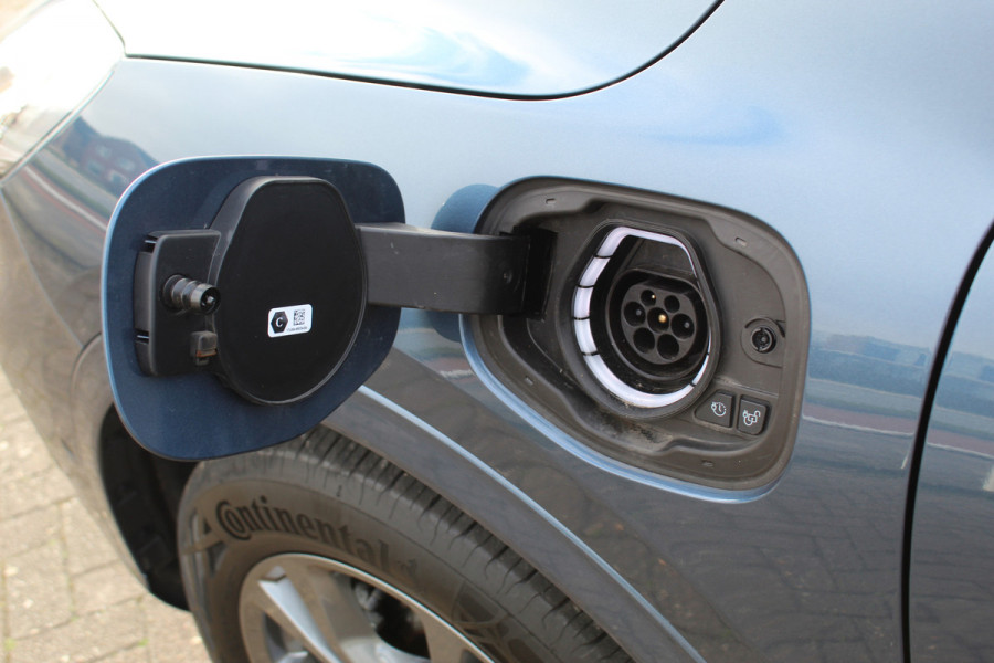 Ford Kuga 2.5 225 pk PHEV ST-Line X , 225pk , 1500kg Trekgwicht Winter Pack, Cruise Contol, Climate Control, Camera