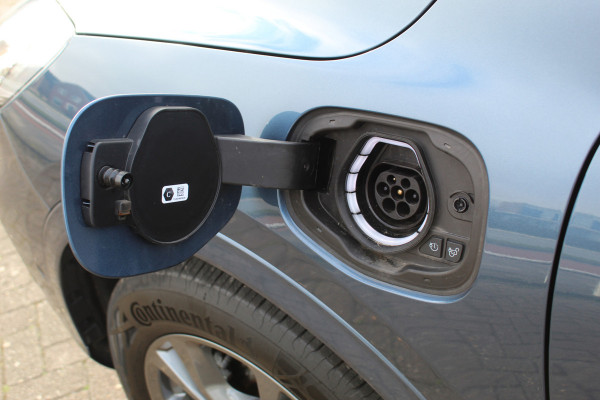 Ford Kuga 2.5 225 pk PHEV ST-Line X , 225pk , 1500kg Trekgwicht Winter Pack, Cruise Contol, Climate Control, Camera