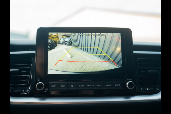 Kia Stonic 1.0 T-GDi MHEV GT-PlusLine | Schuif/kantel dak | Stoel & Stuur verw. | Prijs Rijklaar!!