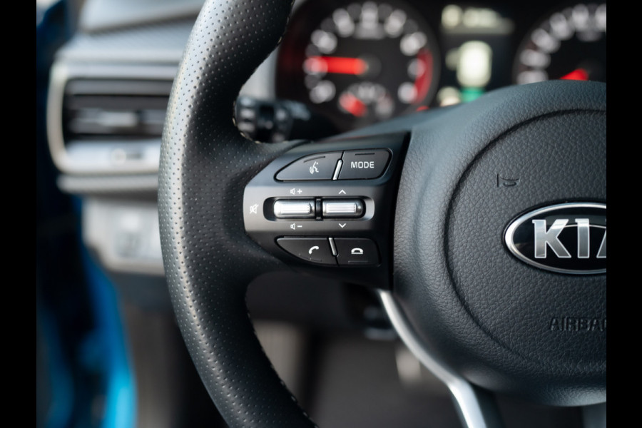 Kia Stonic 1.0 T-GDi MHEV GT-PlusLine | Schuif/kantel dak | Stoel & Stuur verw. | Prijs Rijklaar!!