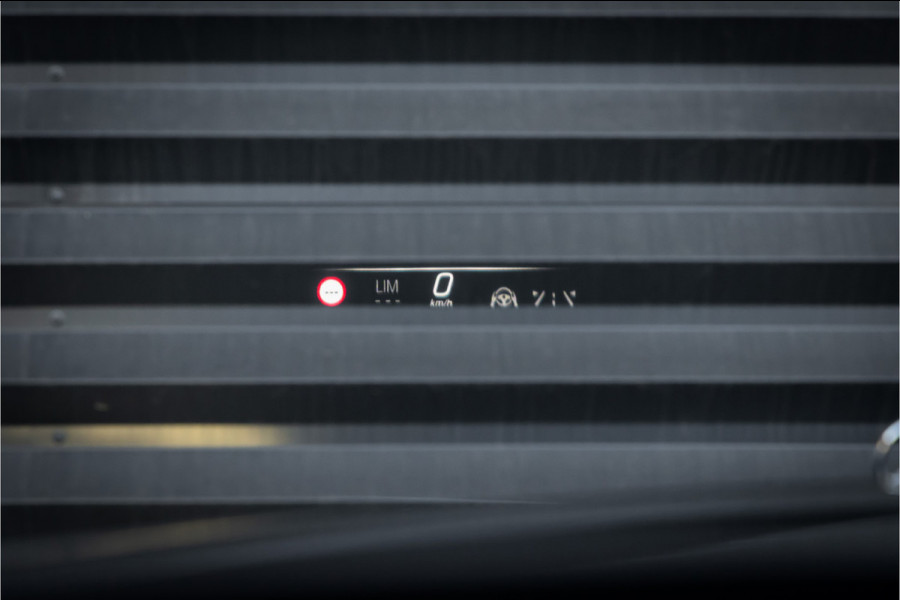 Mercedes-Benz S-Klasse 580 4MATIC Lang AMG Line - Entertainment - Chauffeur - TV