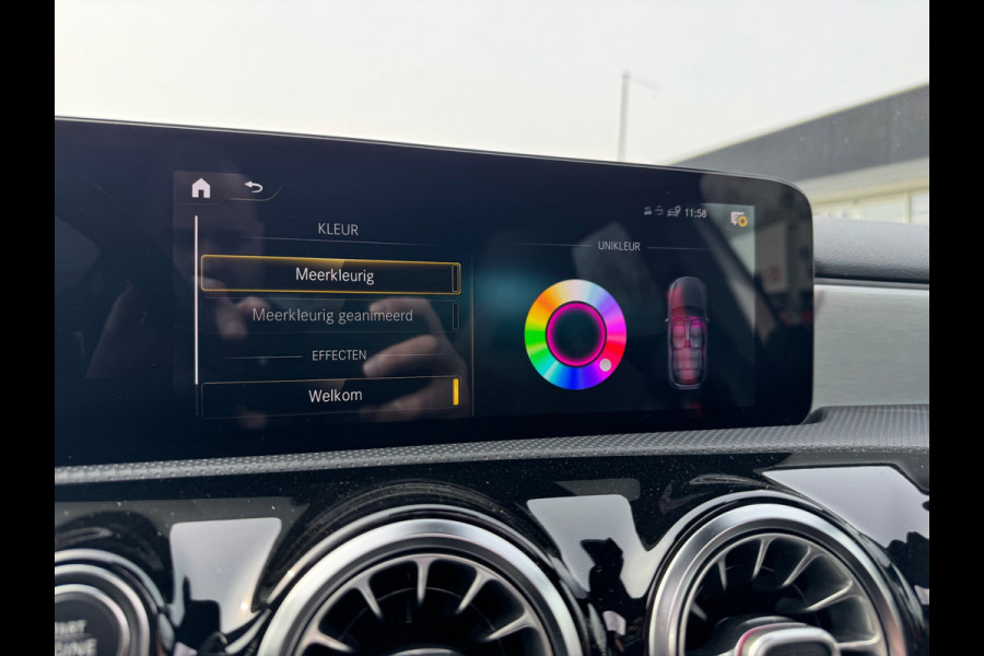 Mercedes-Benz A-Klasse 180 AMG 2021 Panorama Sfeerver. Memory