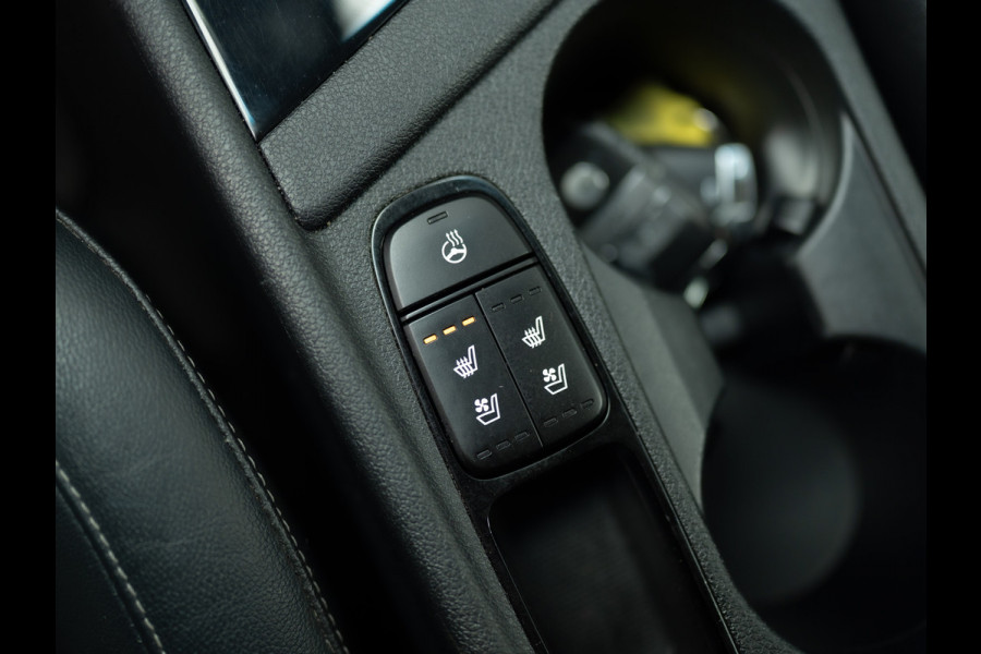 Kia Niro 1.6 GDi Hybrid ExecutiveLine | Trekhaak afnb. | Stoelkoeling / verwarming | Stoelgeheugen | Prijs Rijklaar!!