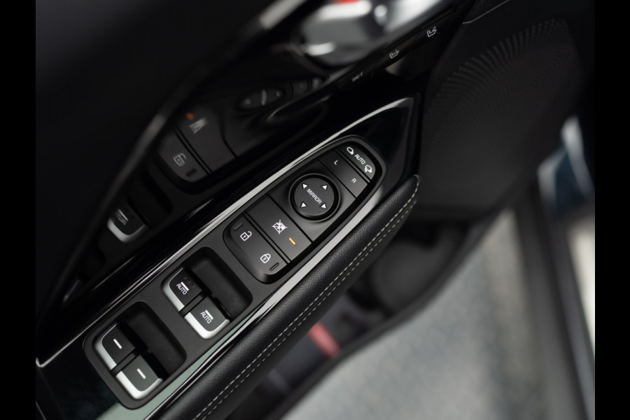 Kia Niro 1.6 GDi Hybrid ExecutiveLine | Trekhaak afnb. | Stoelkoeling / verwarming | Stoelgeheugen | Prijs Rijklaar!!