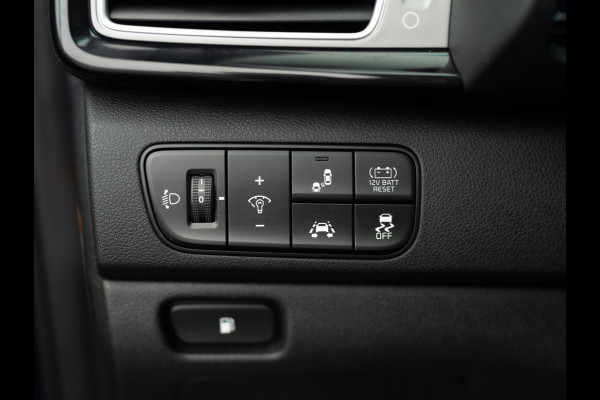 Kia Niro 1.6 GDi Hybrid ExecutiveLine | Trekhaak afnb. | Stoelkoeling / verwarming | Stoelgeheugen | Prijs Rijklaar!!