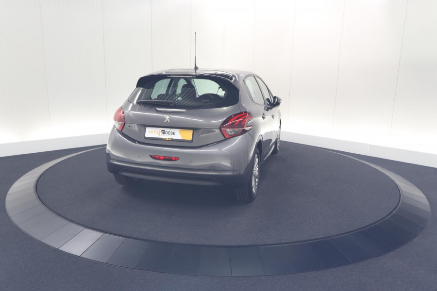 Peugeot 208 PureTech 82 Signature | Apple Carplay | Parkeersensoren | Navigatie | Airco
