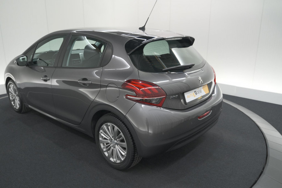 Peugeot 208 PureTech 82 Signature | Apple Carplay | Parkeersensoren | Navigatie | Airco