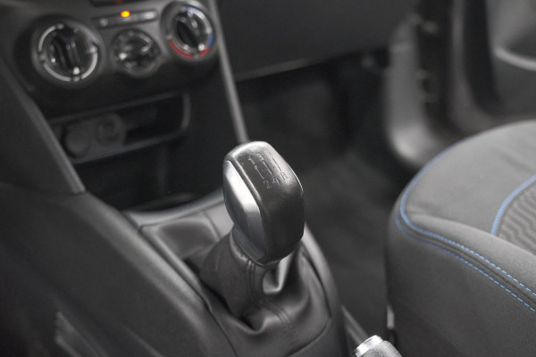 Peugeot 208 PureTech 82 Signature | Apple Carplay | Parkeersensoren | Navigatie | Airco
