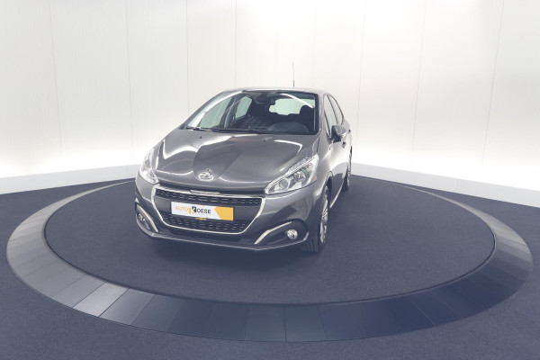 Peugeot 208 PureTech 82 Signature | Apple Carplay | Parkeersensoren | Navigatie | Airco