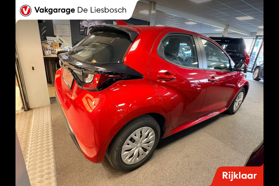 Toyota Yaris 1.5 Hybrid 115 Active / Navigatie / camera / dab / cruise-control